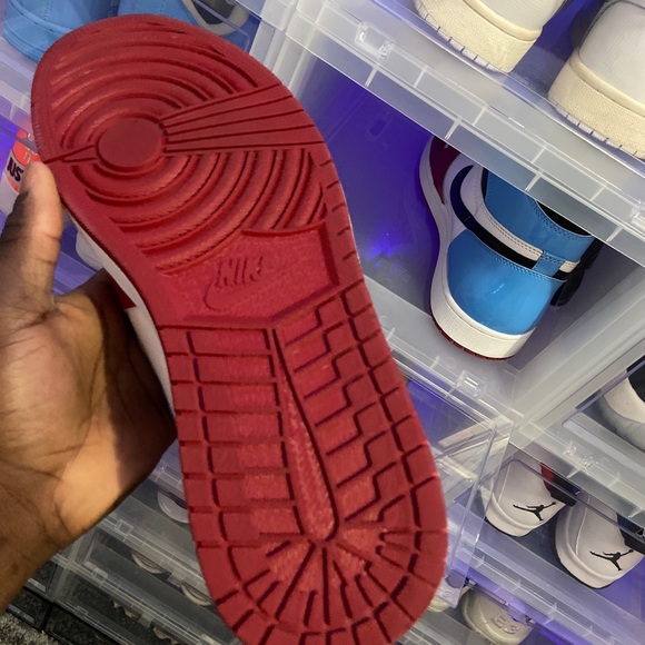 Jordan 1 - Picture 6 of 8